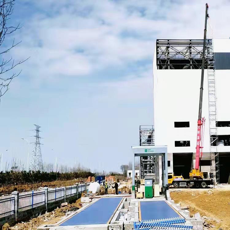 青島黃島區(qū)二臺(tái)150噸，100噸地磅案例現(xiàn)場(chǎng)